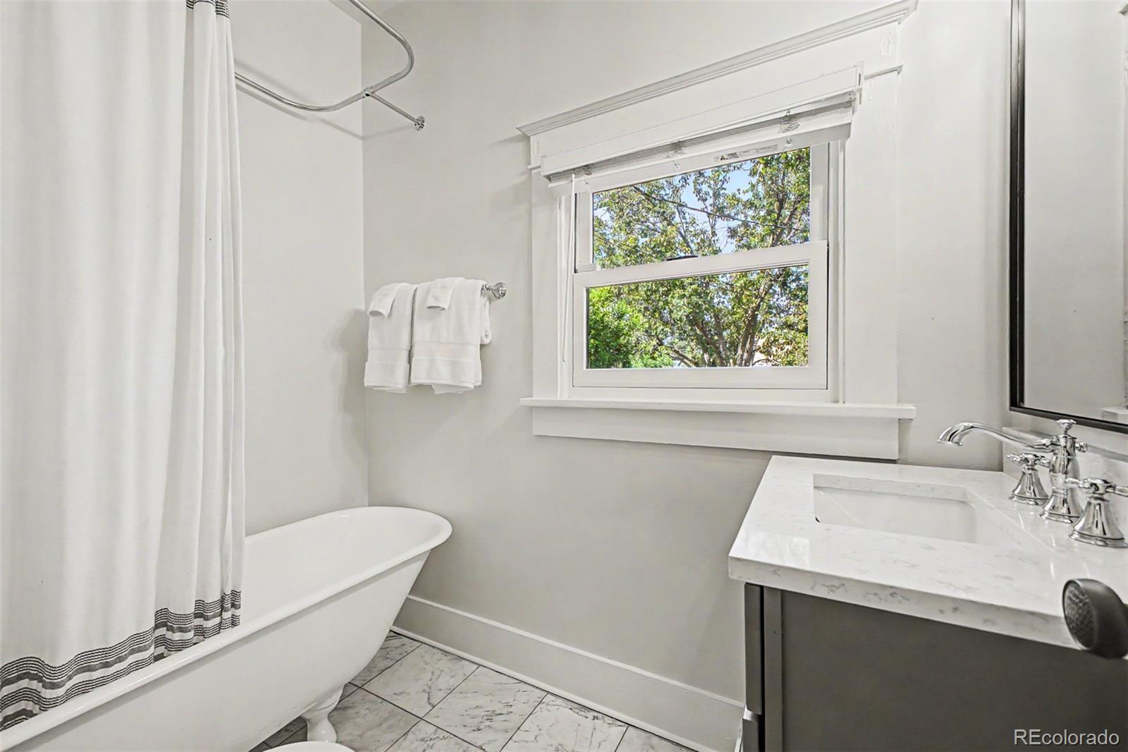 2671 Albion Street Denver CO 80207