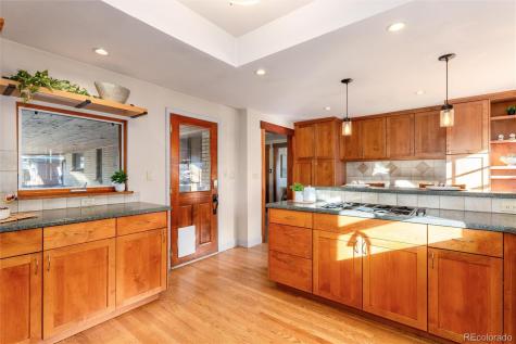 525 Elmira Street Aurora CO 80010