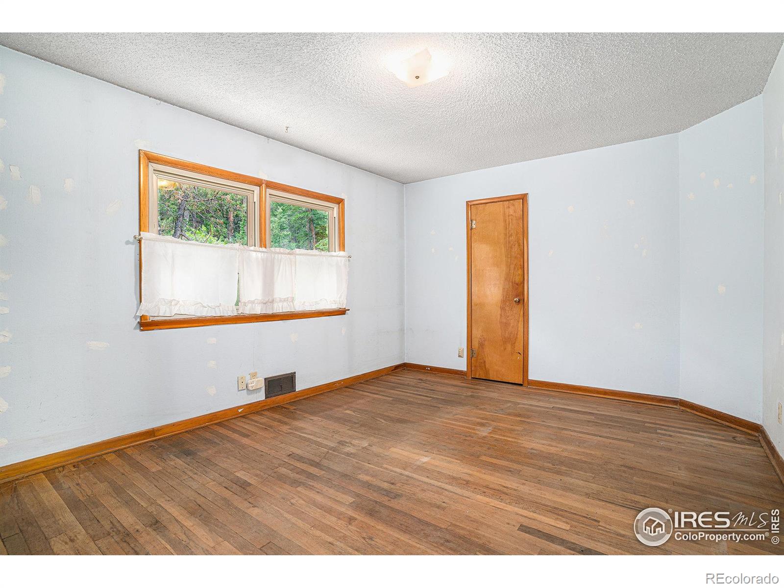 143 Waltonia Road Drake CO 80515