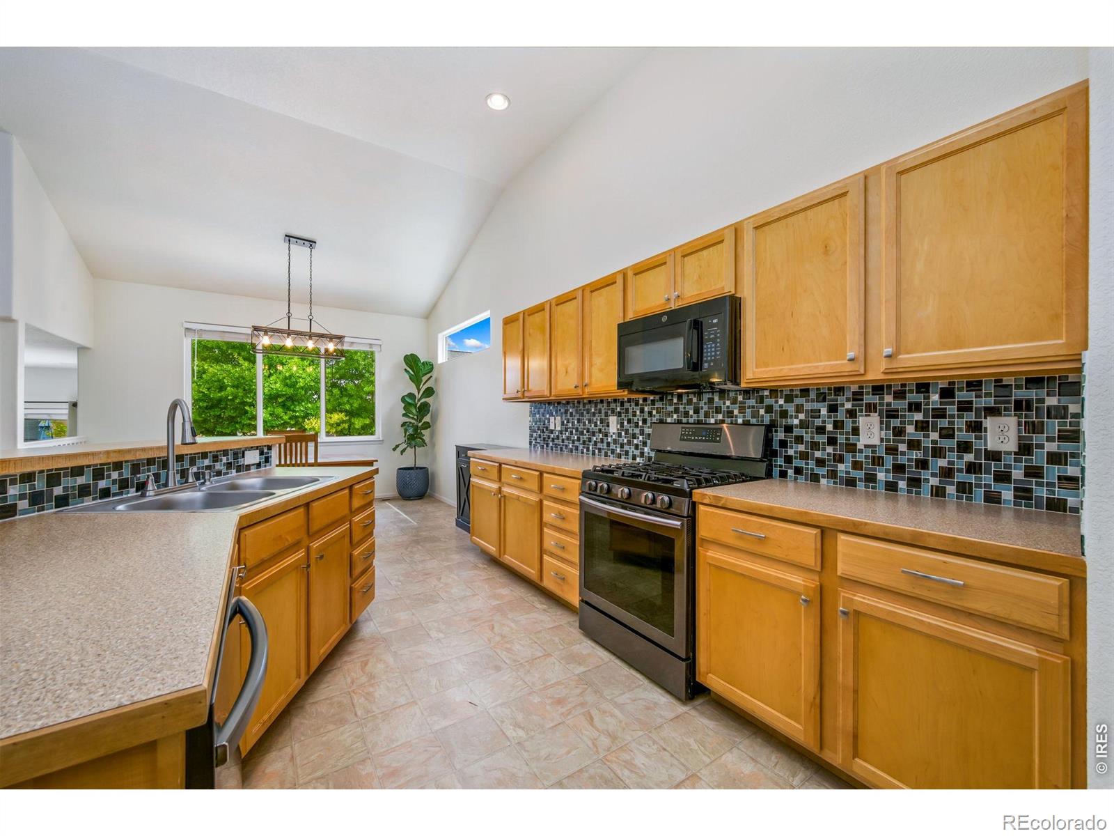 427 Pioneer Lane Johnstown CO 80534