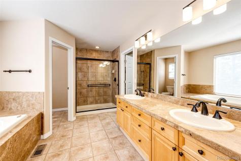 19076 E Maplewood Avenue Aurora CO 80016