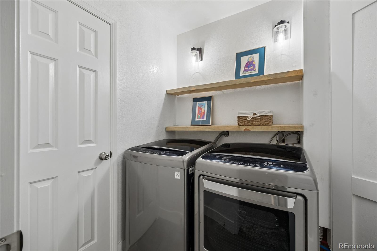117 Willowleaf Drive Littleton CO 80127