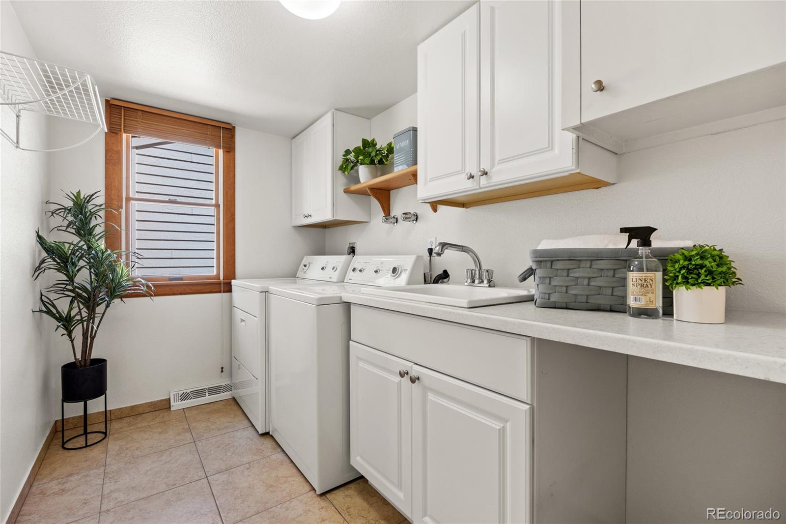 6933 S Olive Way Centennial CO 80112