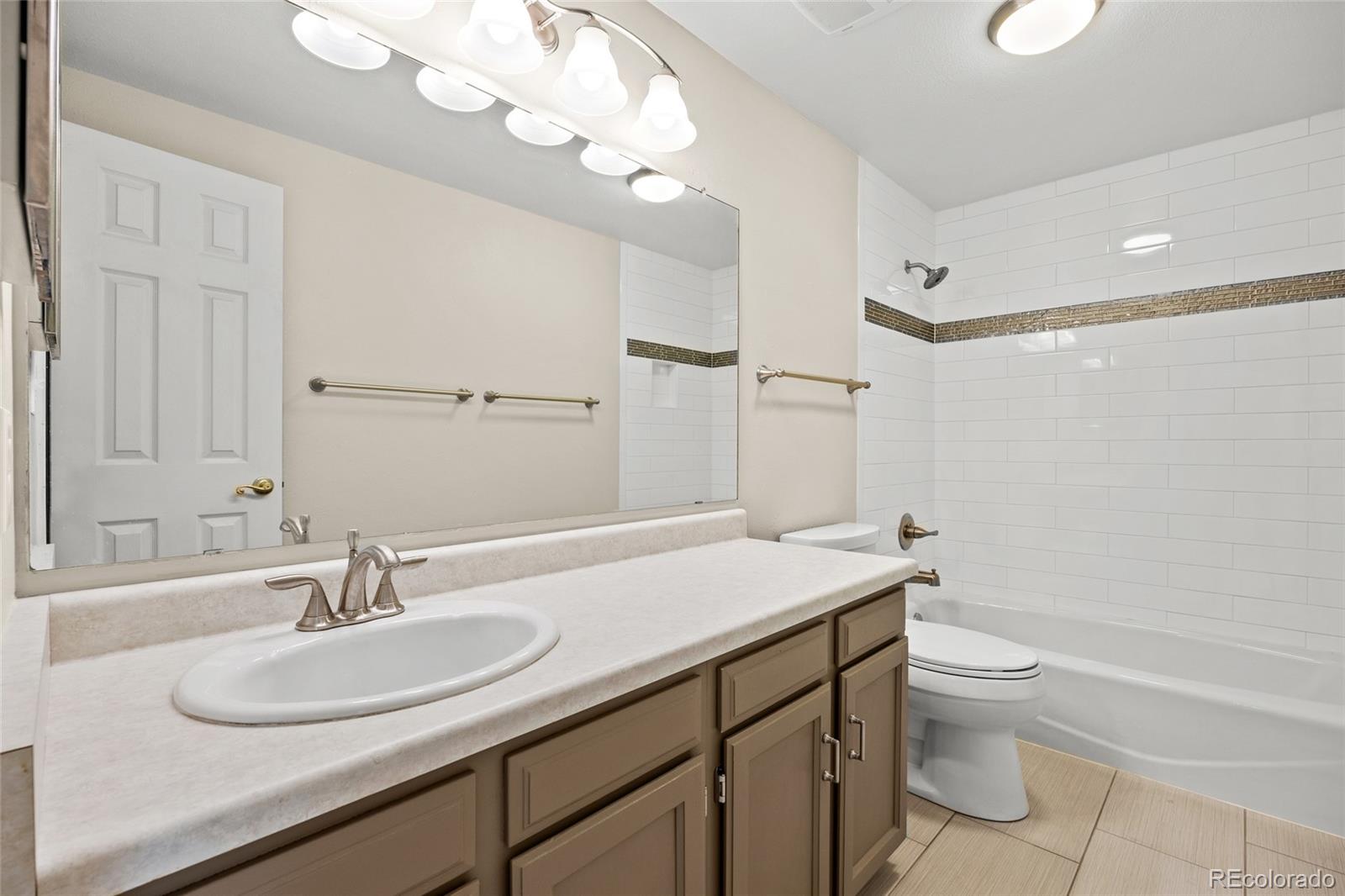 6933 S Olive Way Centennial CO 80112