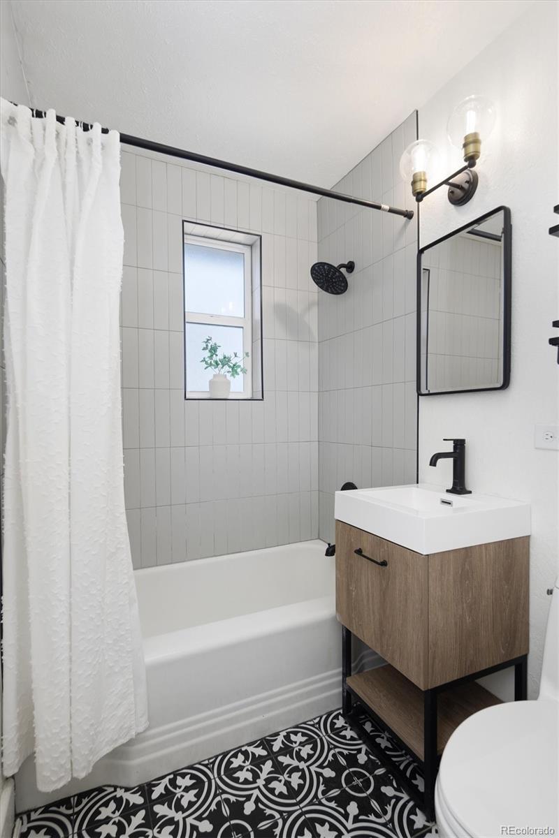 1317 Geneva Street Aurora CO 80010