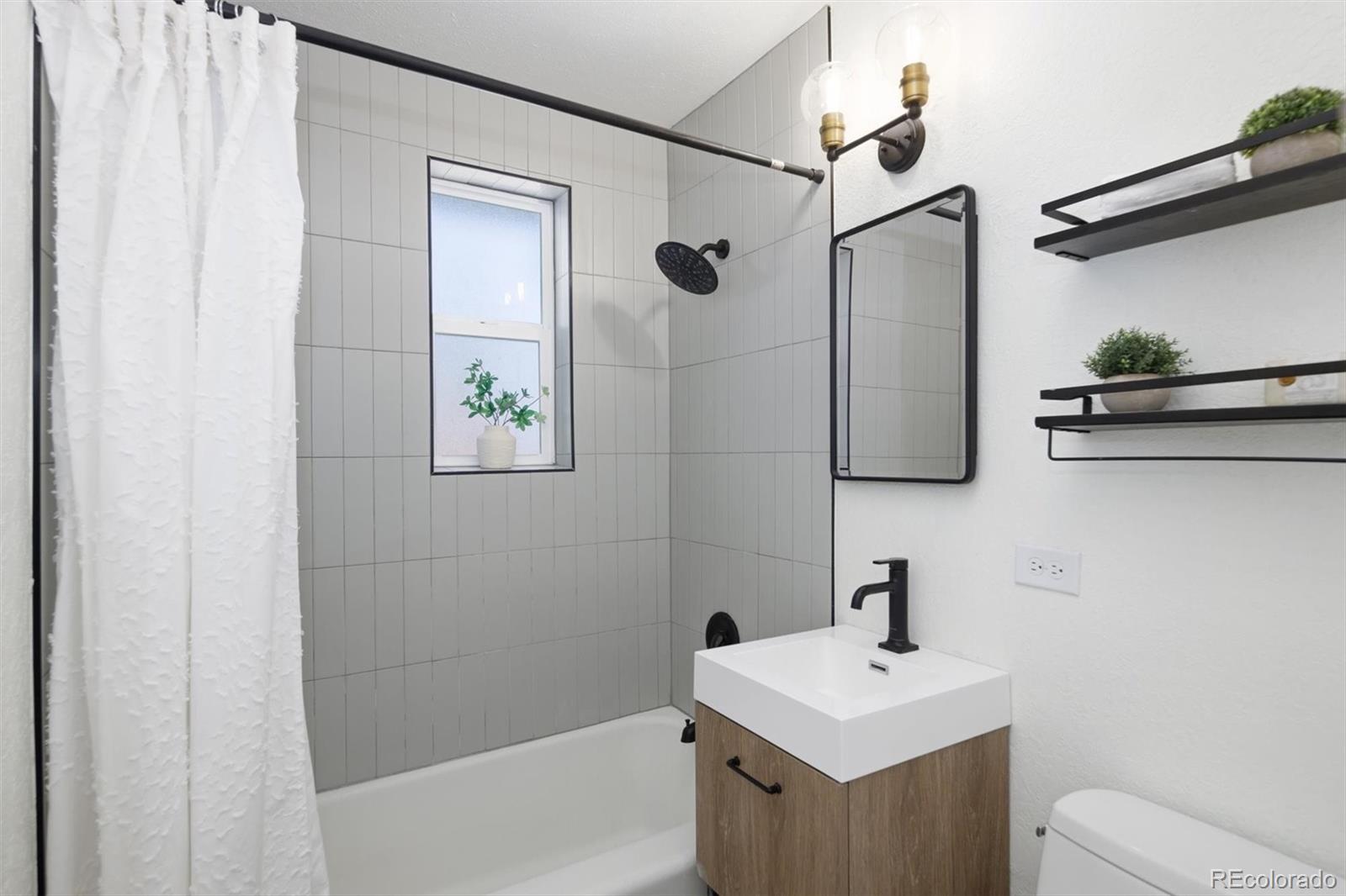 1317 Geneva Street Aurora CO 80010