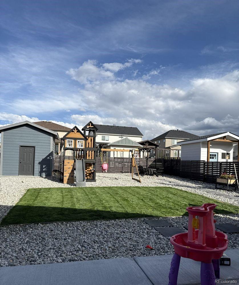 220 S Vandriver Way Aurora CO 80018