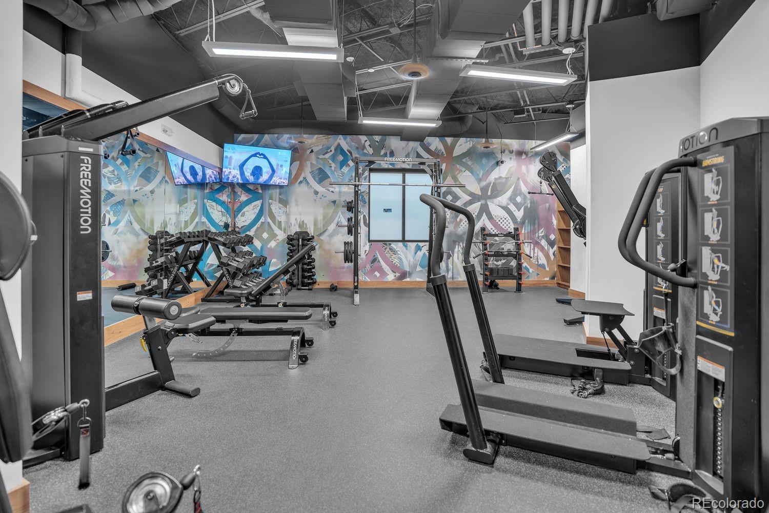 220 S Vandriver Way Aurora CO 80018