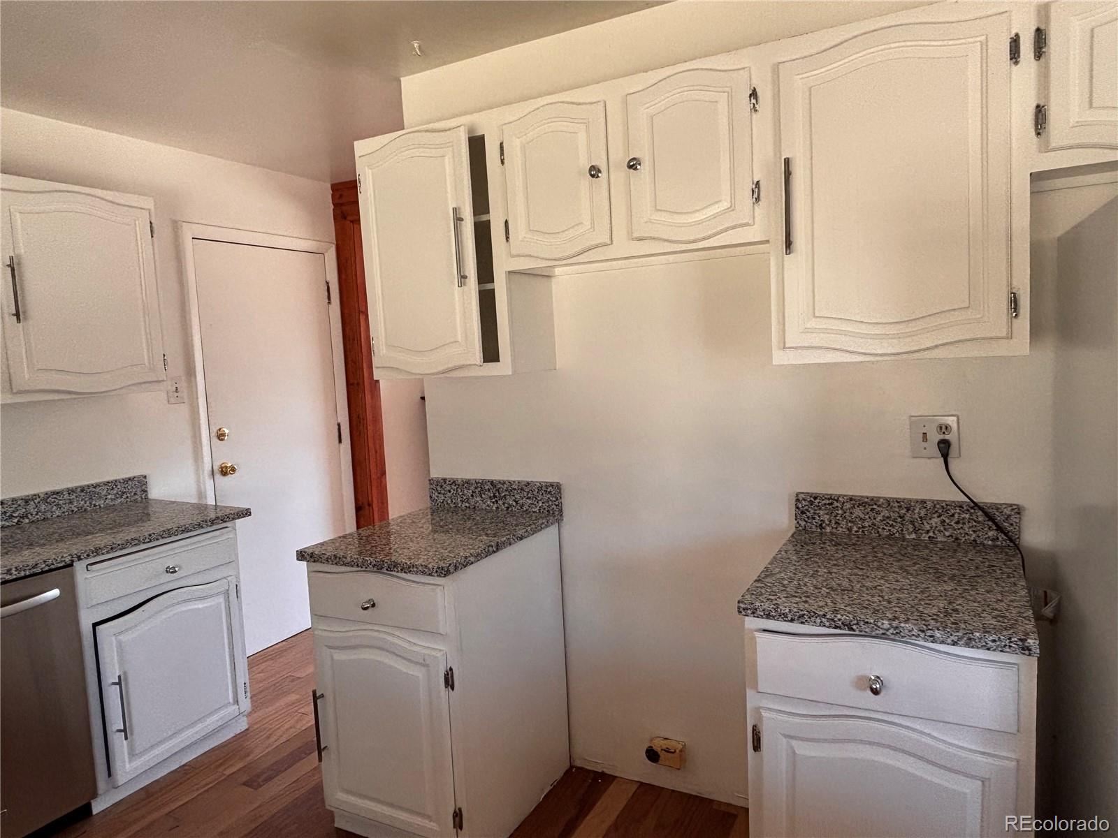 2771 S Perry Street Denver CO 80236