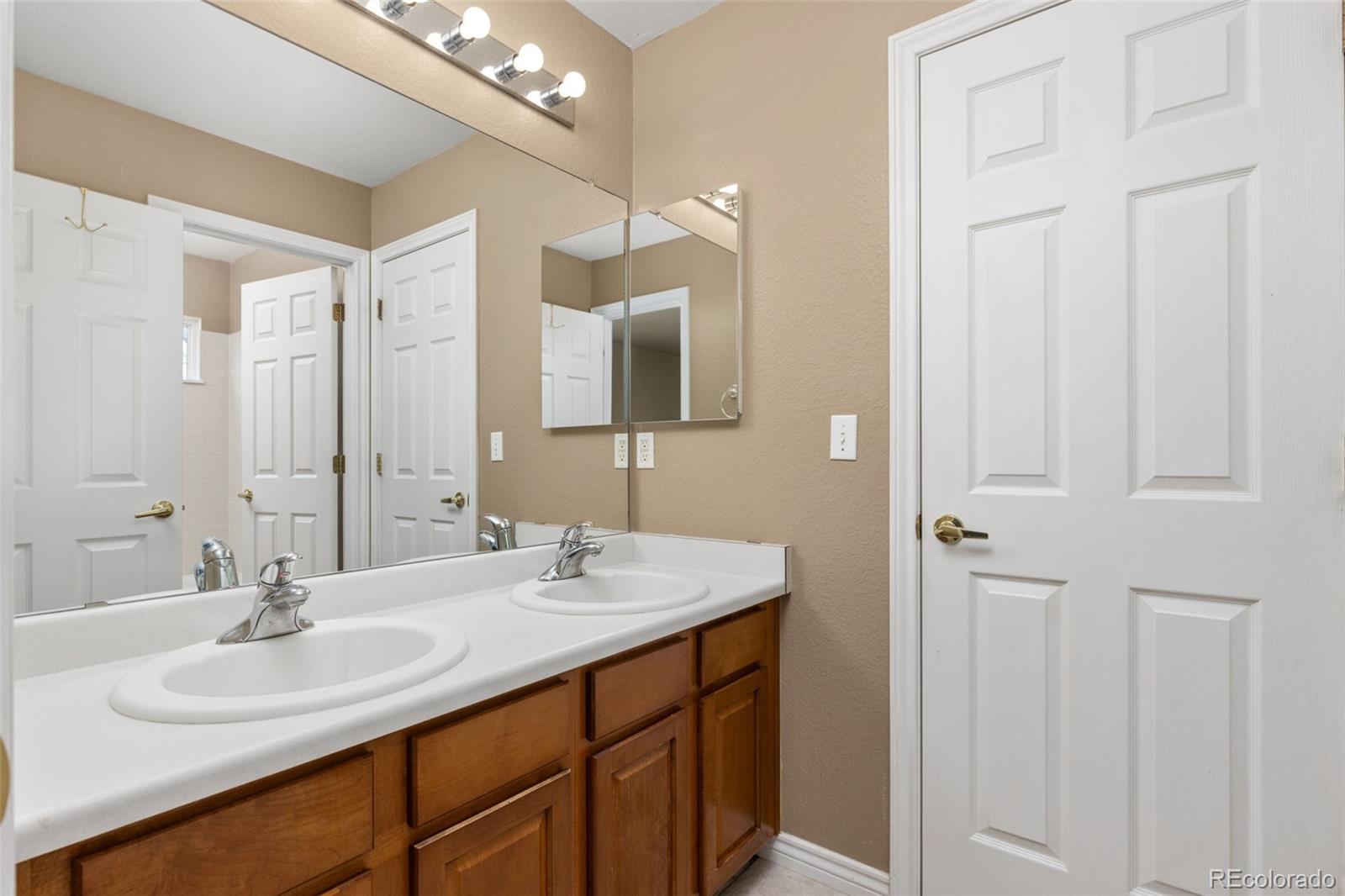9515 S Bluebead Way Parker CO 80134