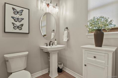 27500 E Lakeview Drive Aurora CO 80016