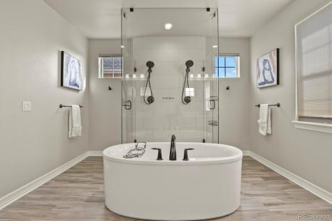 27500 E Lakeview Drive Aurora CO 80016