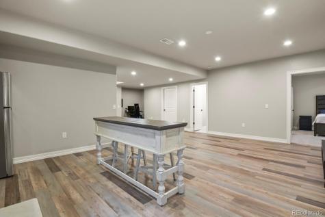 27500 E Lakeview Drive Aurora CO 80016