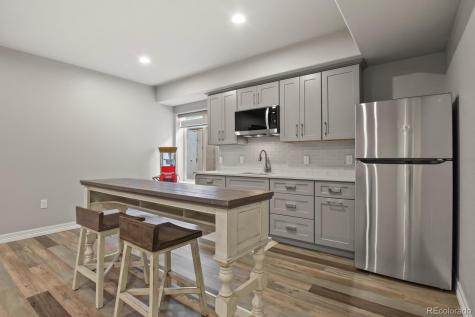 27500 E Lakeview Drive Aurora CO 80016