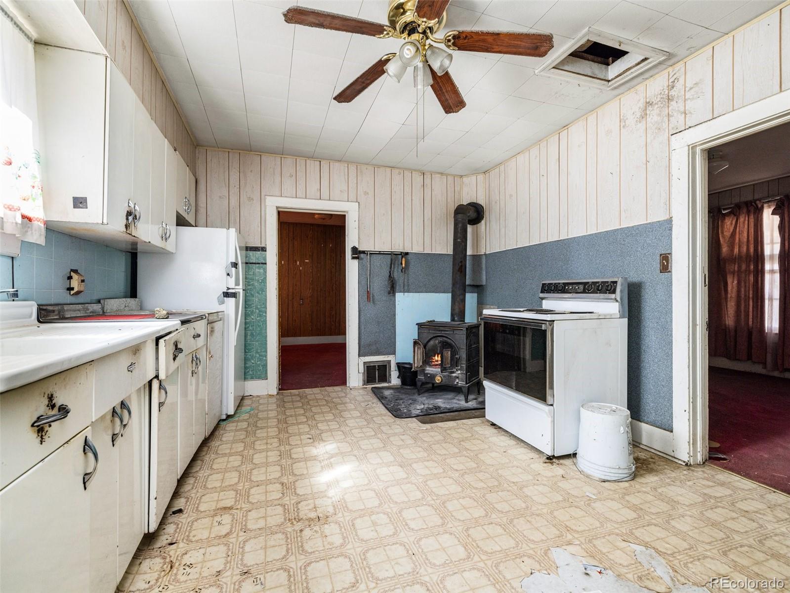 136 Sproull Avenue Walsenburg CO 81089