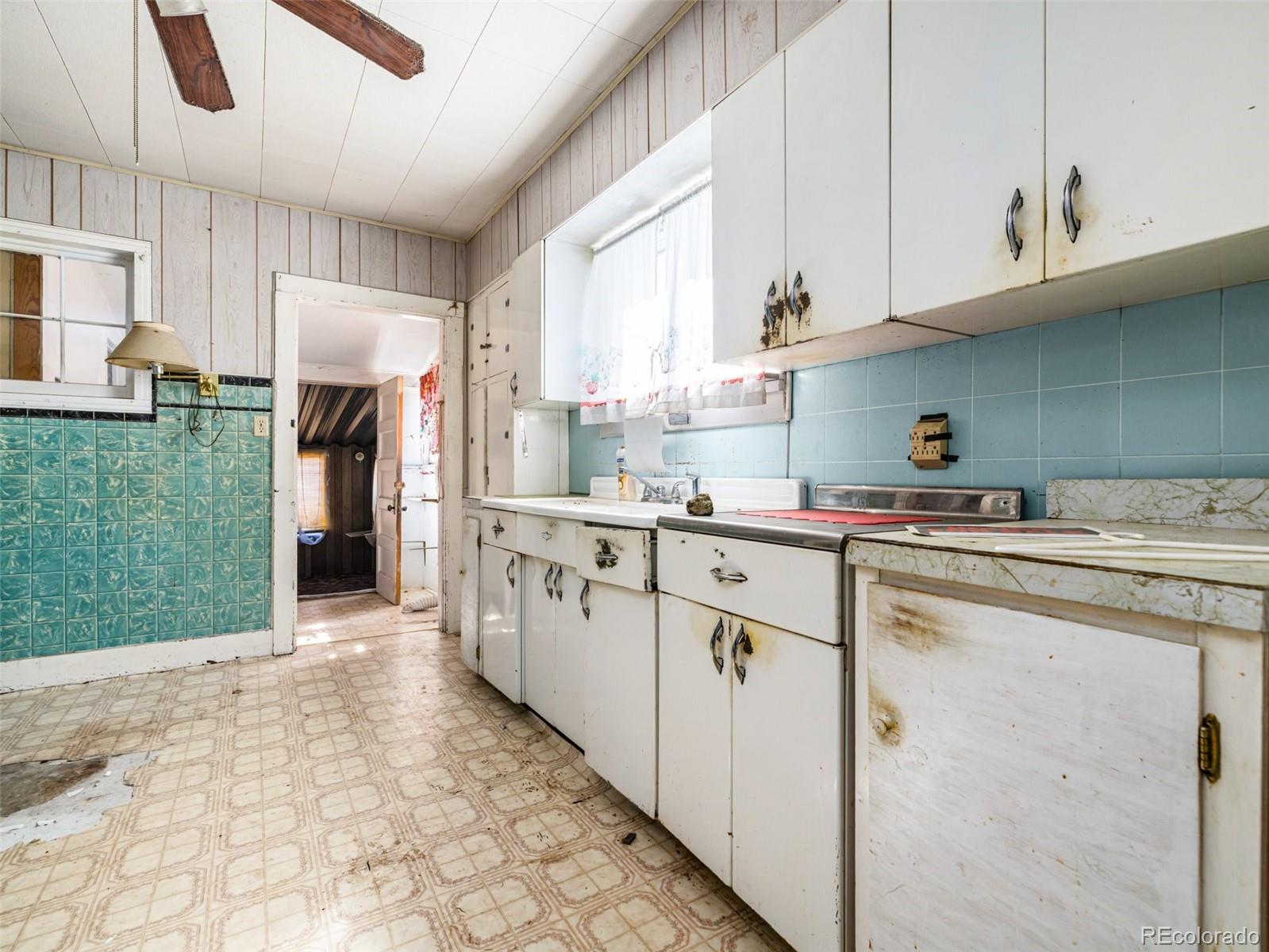 136 Sproull Avenue Walsenburg CO 81089