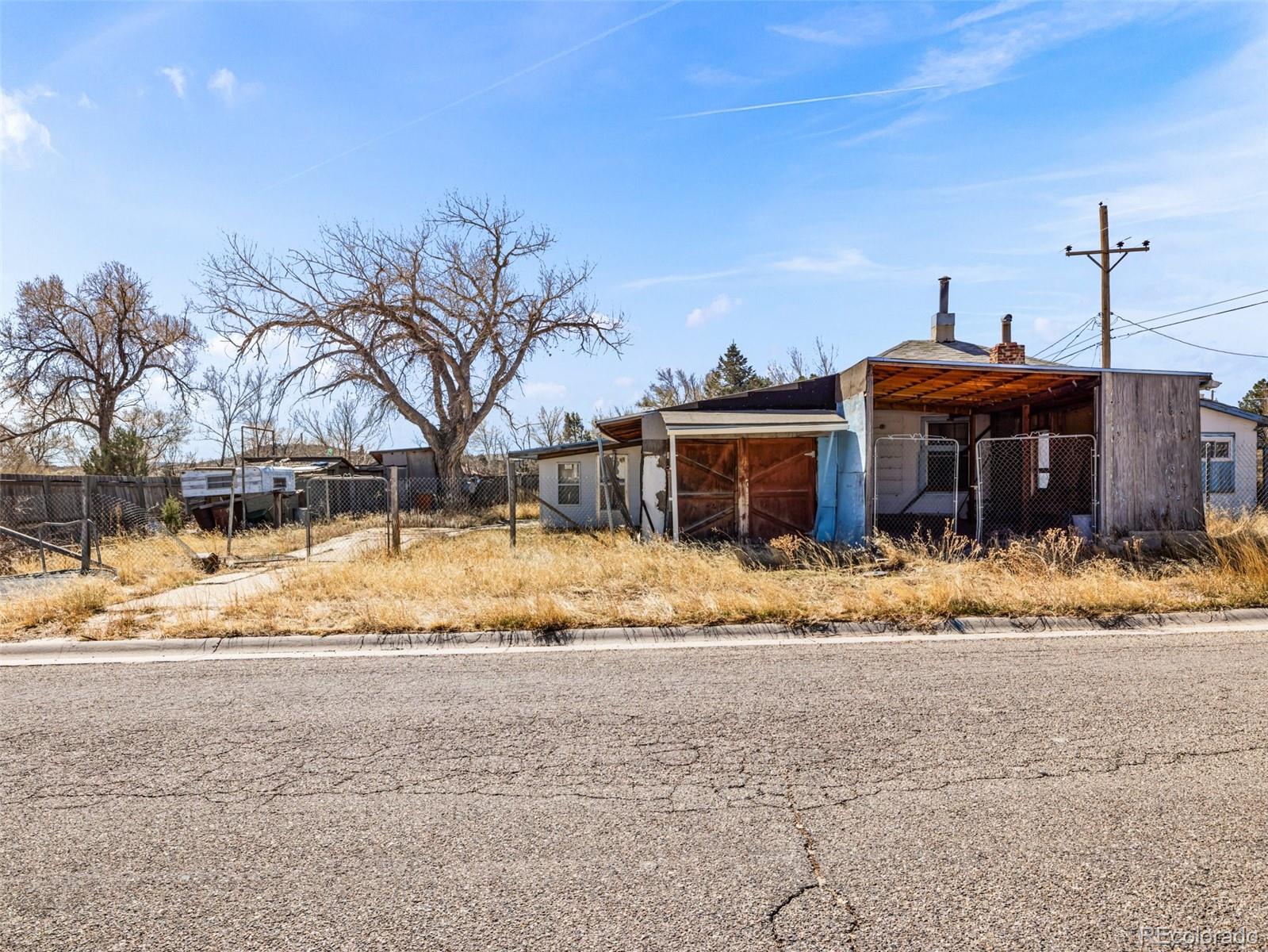 136 Sproull Avenue Walsenburg CO 81089