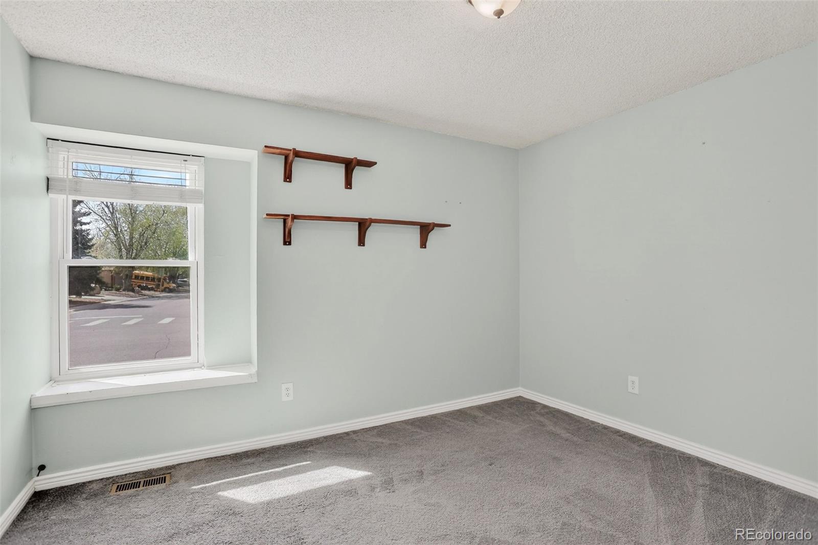 4550 Eugene Way Denver CO 80239