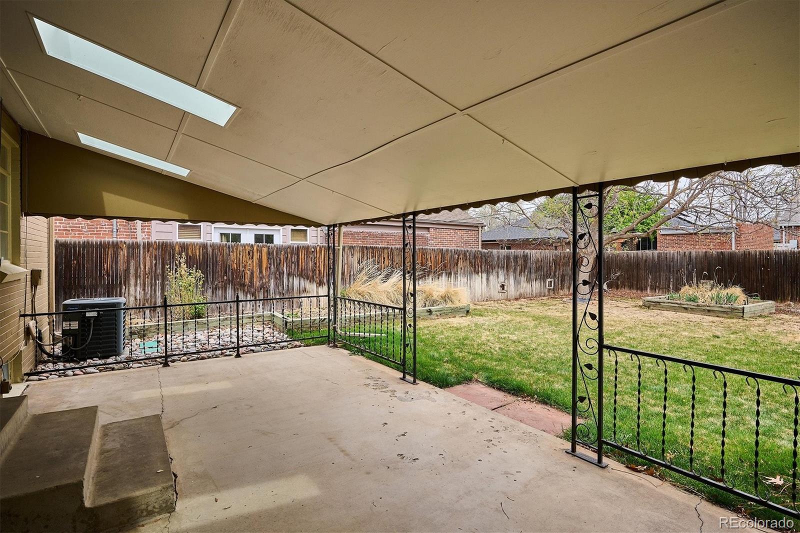 794 Niagara Street Denver CO 80220