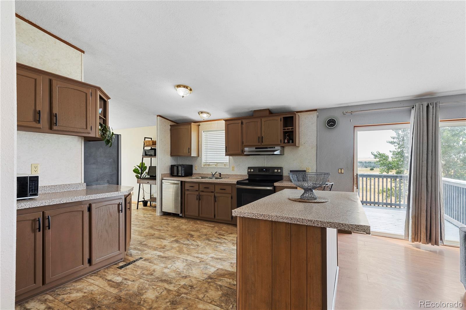 47904 Dartmouth Avenue Bennett CO 80102