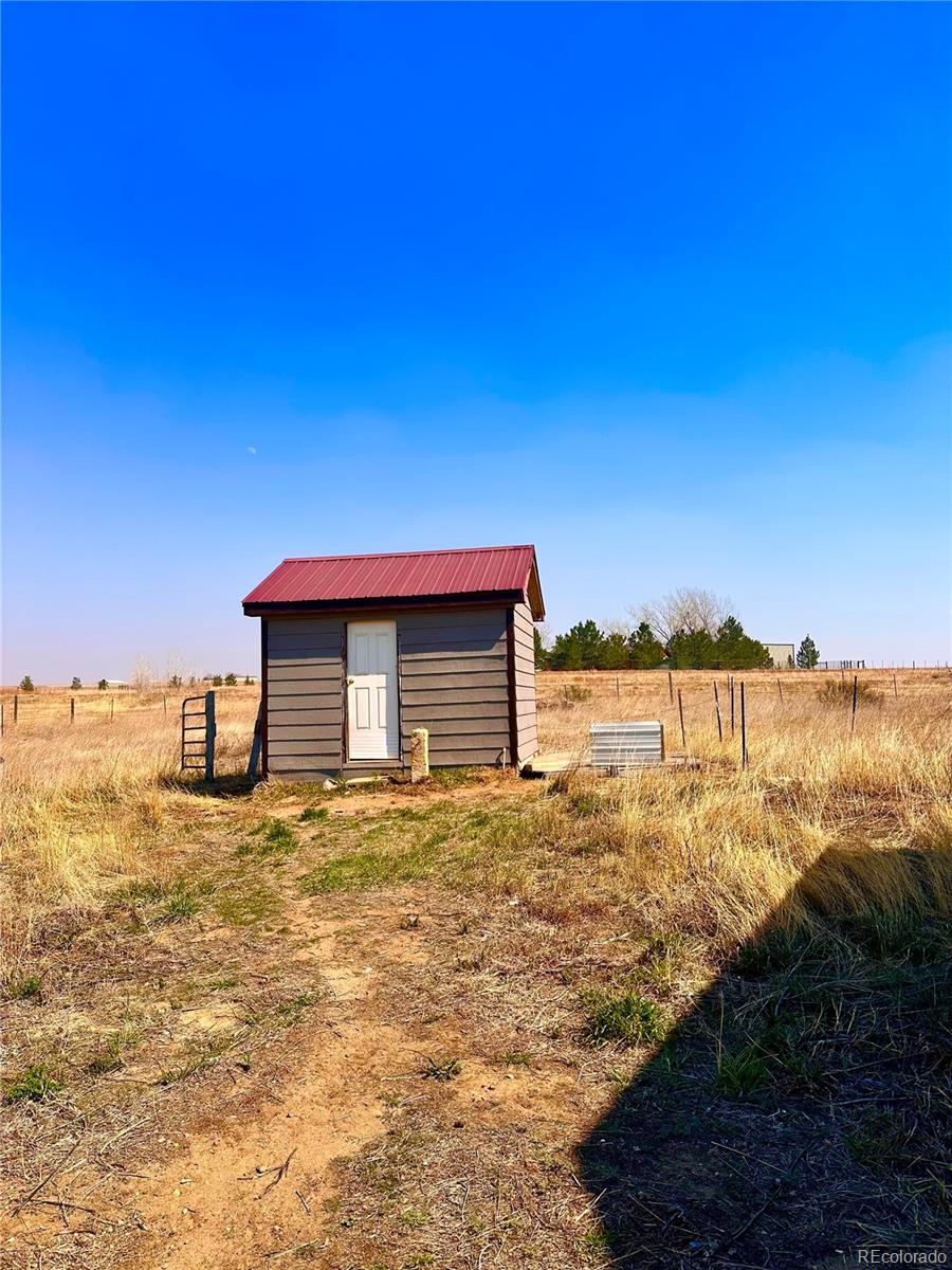 47904 Dartmouth Avenue Bennett CO 80102