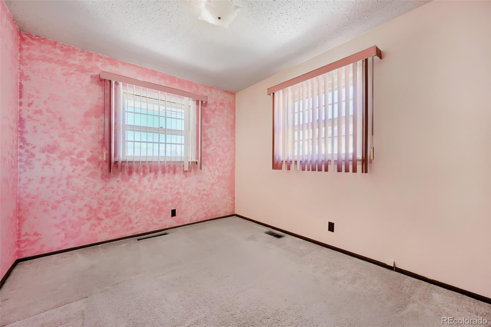 2032 Ridgewood Lane Pueblo CO 81005