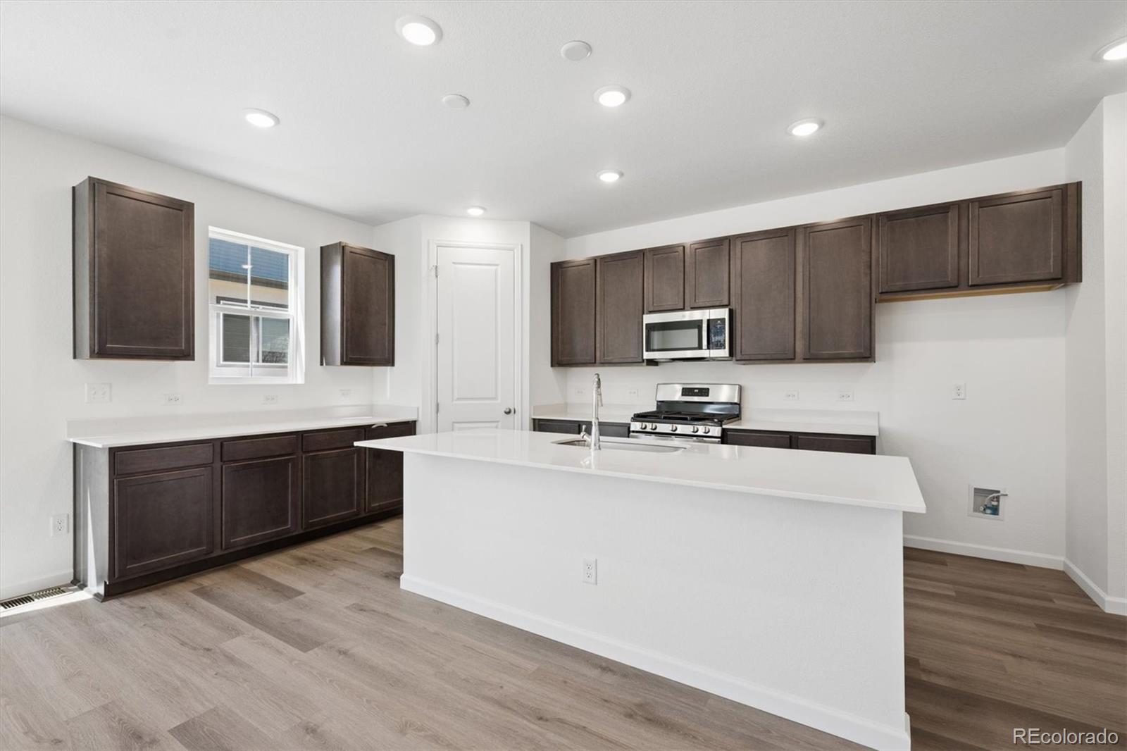 6617 N Nepal Court Aurora CO 80019