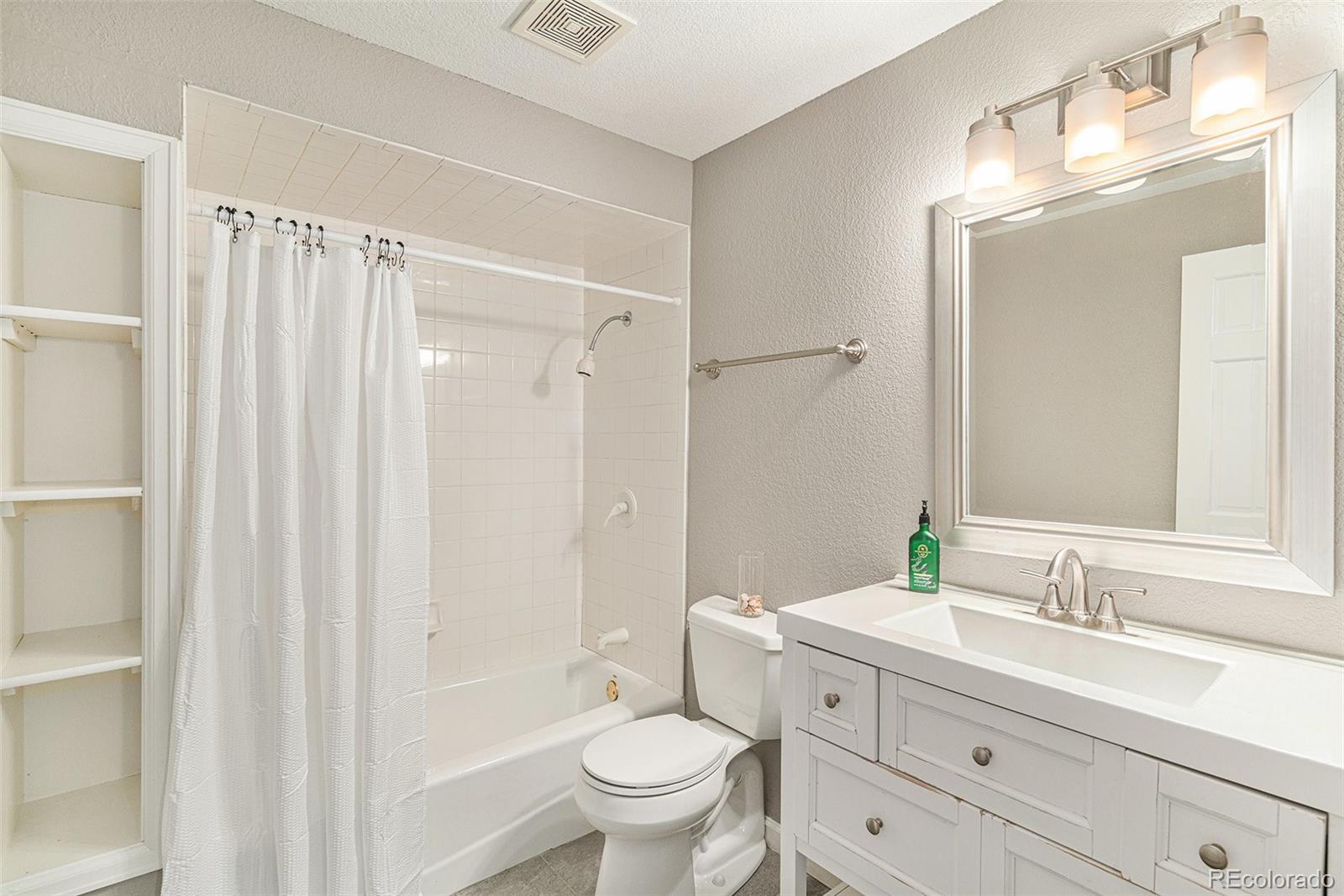 6406 Eagle Court Longmont CO 80503