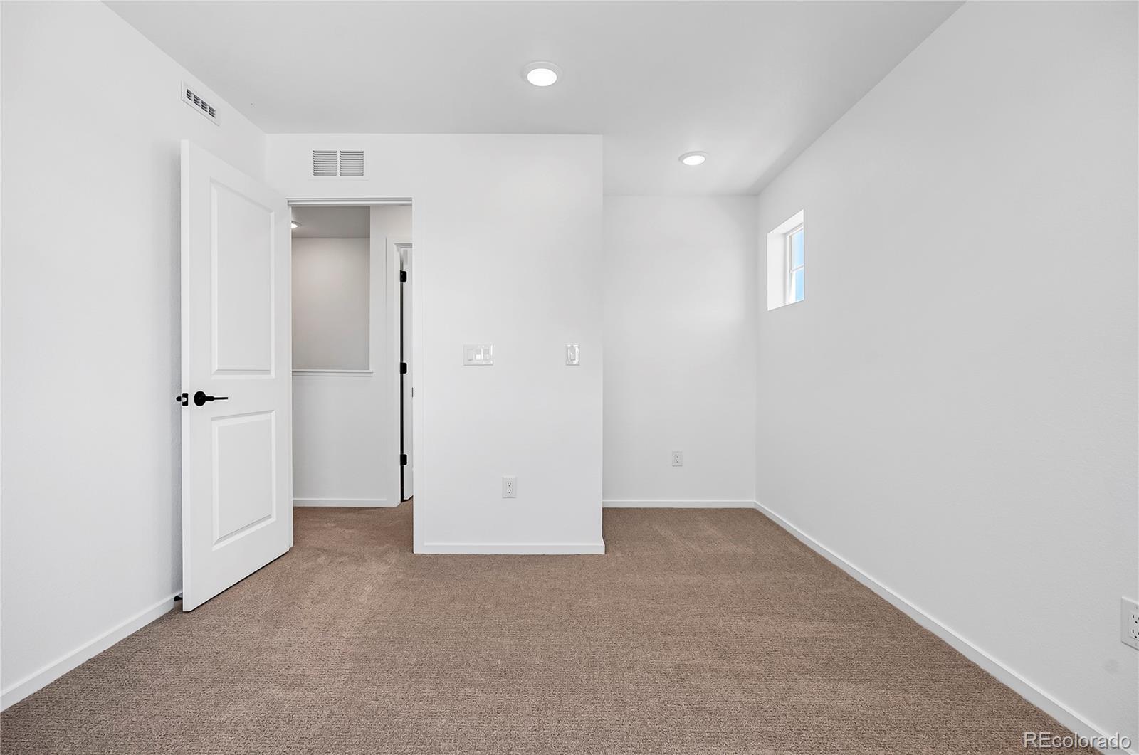 6911 Utica Avenue Longmont CO 80504