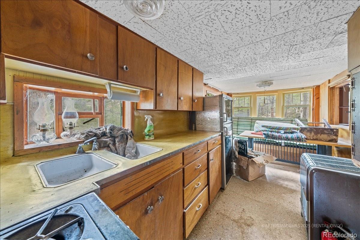 177 Sutherland Road Allenspark CO 80510