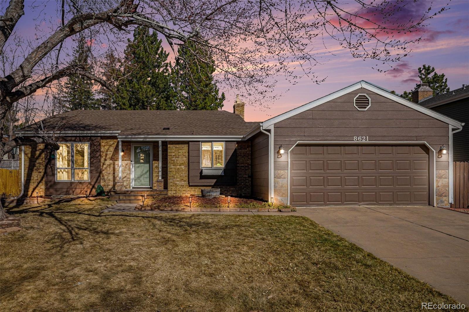 8621 W Hinsdale Place Littleton CO 80128
