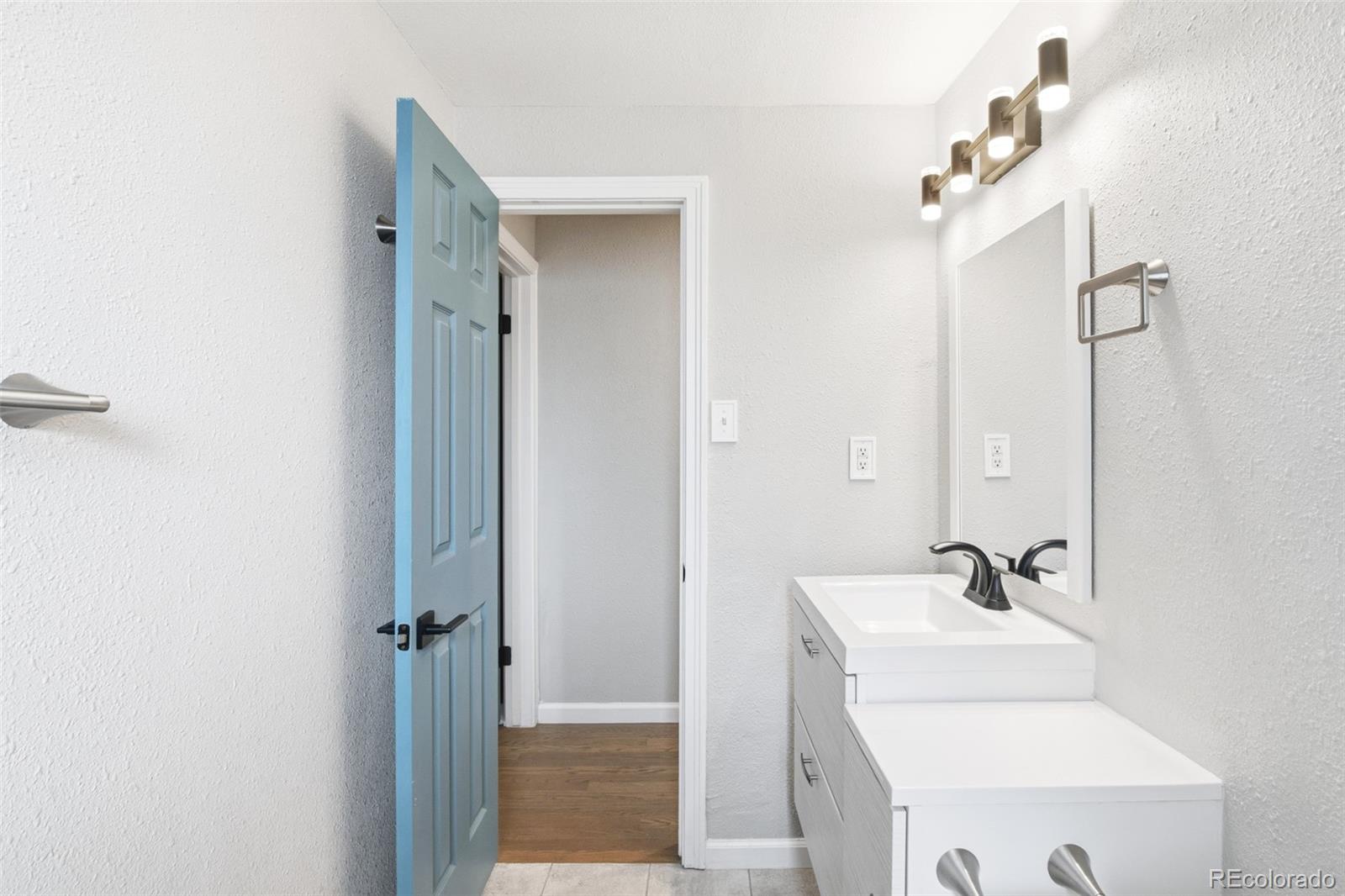 1434 S Canosa Court Denver CO 80219