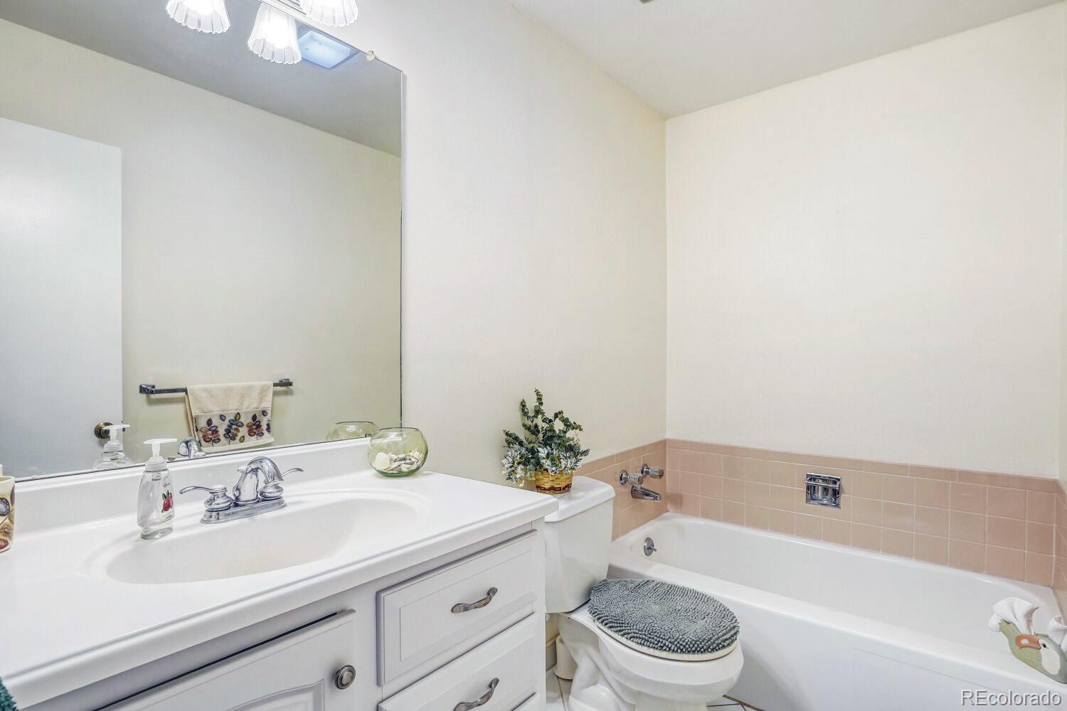 7453 W Cedar Circle Lakewood CO 80226