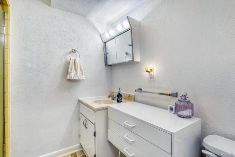7453 W Cedar Circle Lakewood CO 80226