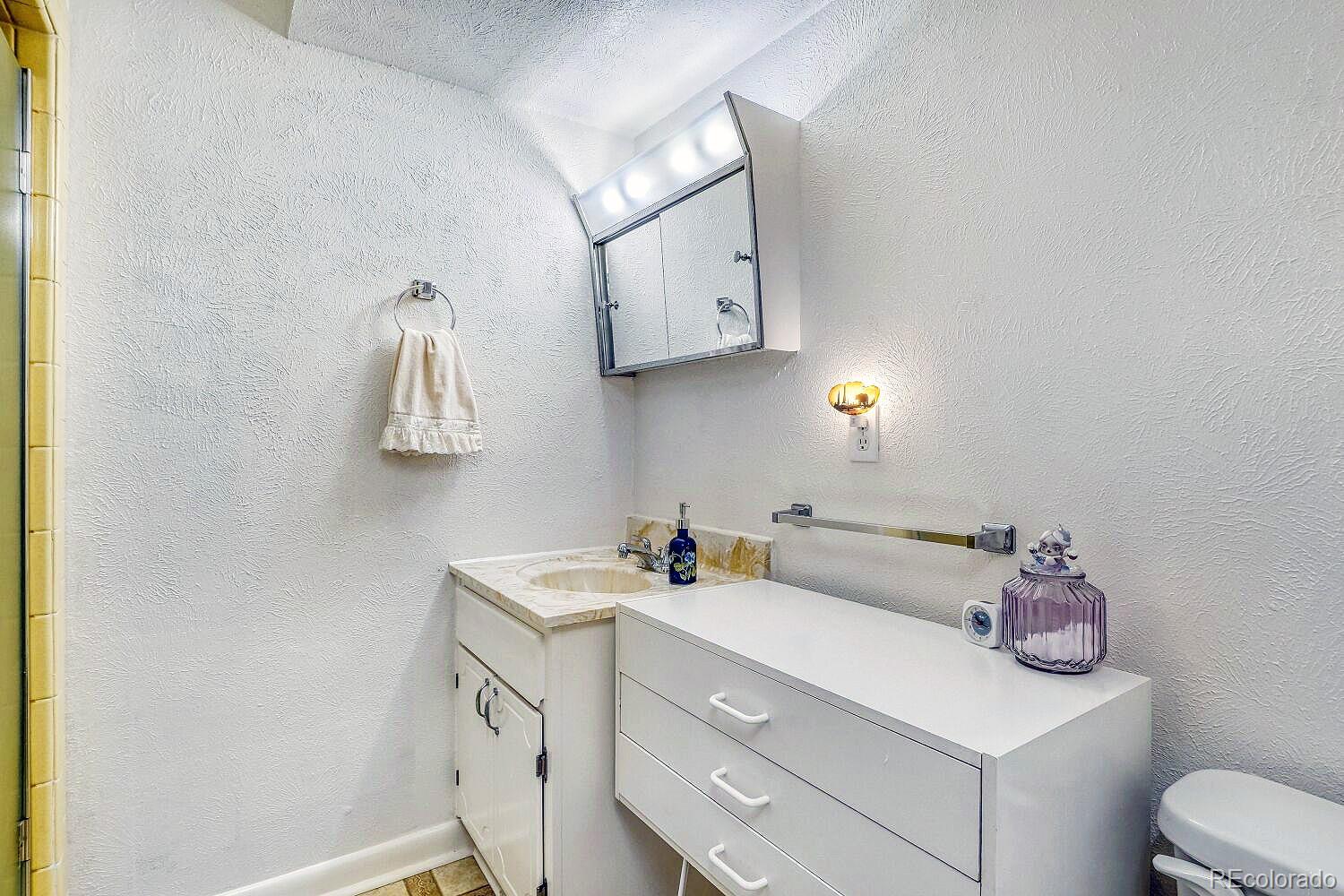 7453 W Cedar Circle Lakewood CO 80226
