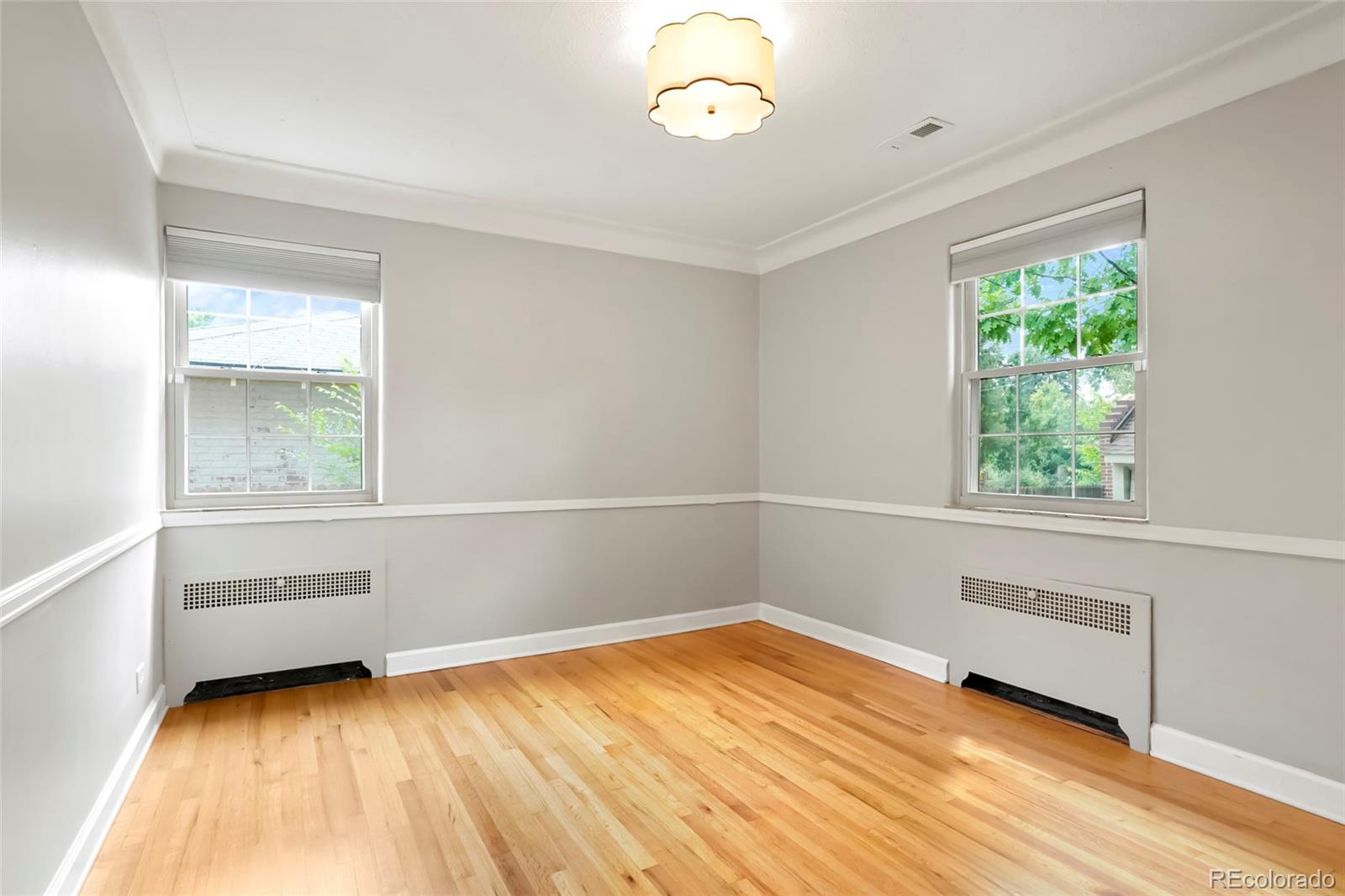 2227 N Locust Street Denver CO 80207