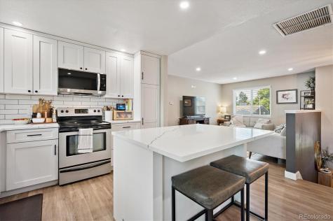 4962 S Field Court Littleton CO 80123