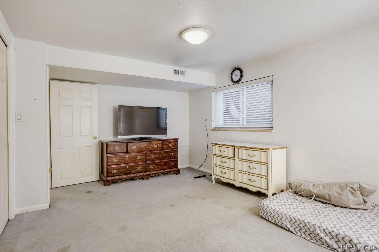 513 S Magnolia Lane Denver CO 80224