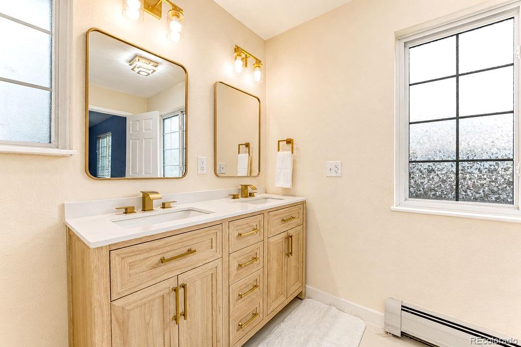6910 W Floyd Avenue Lakewood CO 80227