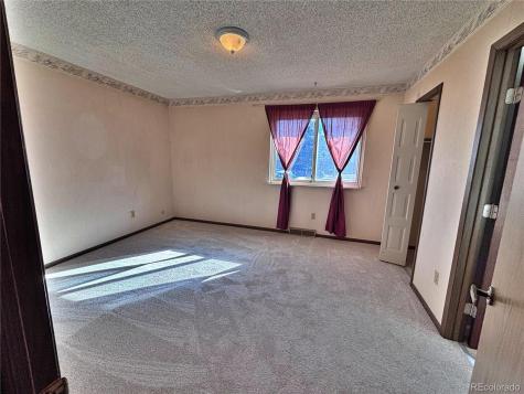 745 Mobile Street Aurora CO 80011