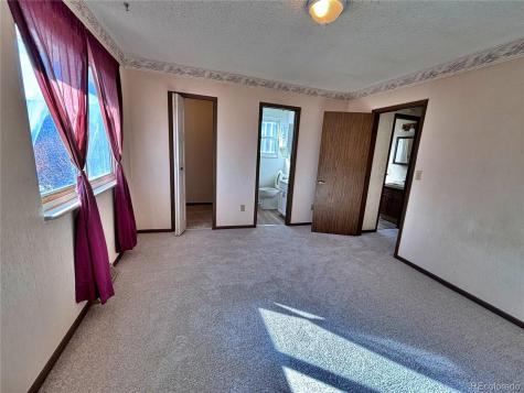 745 Mobile Street Aurora CO 80011