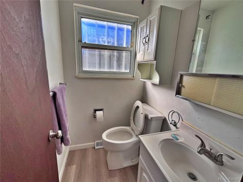 745 Mobile Street Aurora CO 80011