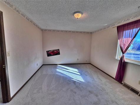 745 Mobile Street Aurora CO 80011