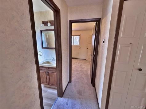 745 Mobile Street Aurora CO 80011