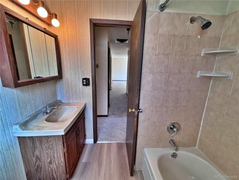 745 Mobile Street Aurora CO 80011