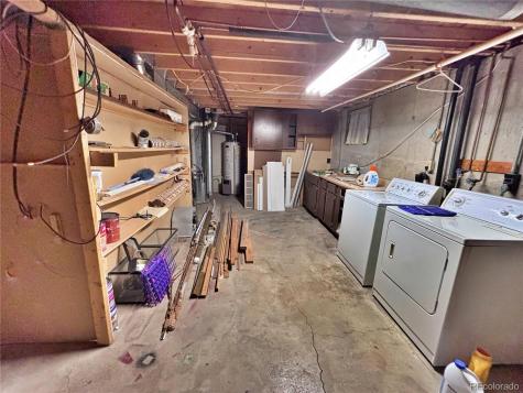 745 Mobile Street Aurora CO 80011