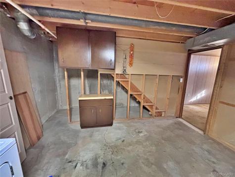 745 Mobile Street Aurora CO 80011