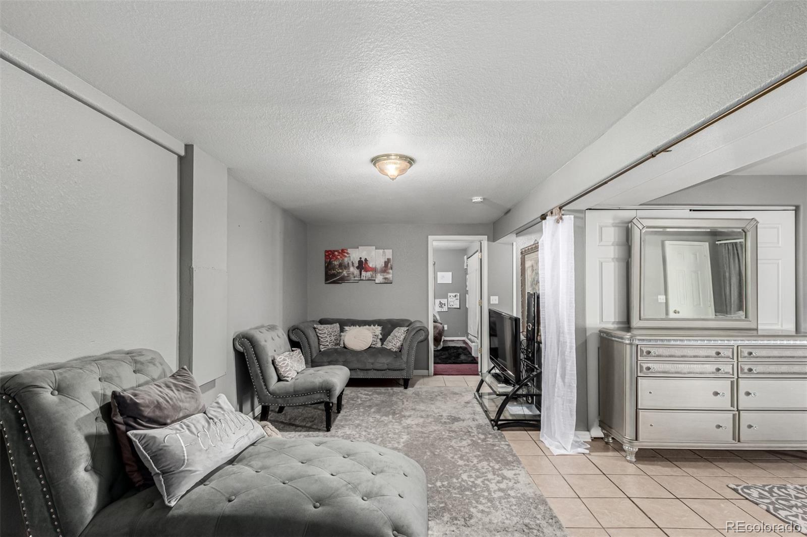 3296 S Bryant Street Englewood CO 80110