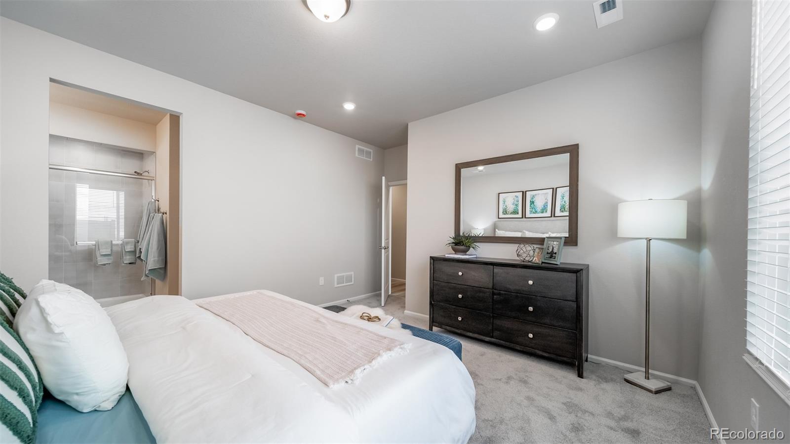 5161 N Quatar Street Aurora CO 80019
