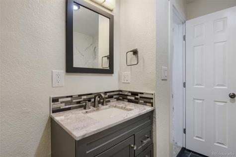 17464 E Temple Drive Aurora CO 80015